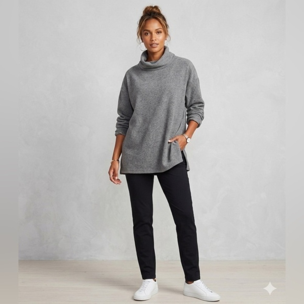 Cuddl Duds Women’s Large Gray Stretch Fleece Turtleneck Sweater Top Base Layer L